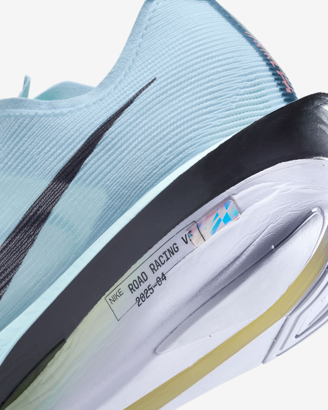 Nike Vaporfly 4 - Glacier Blue/Blue Tint/Amethyst Tint/Gridiron - Image 06